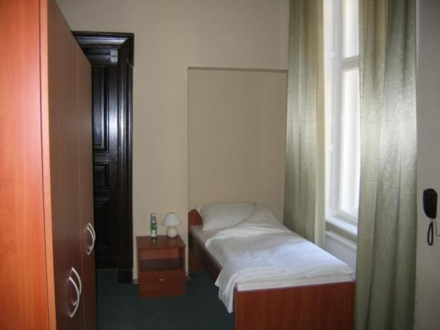 Linat Orchim Dom Goscinny Lodz  Exterior photo