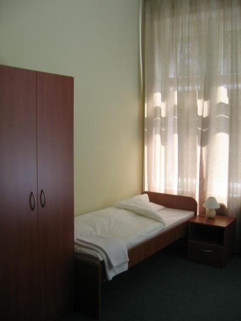 Linat Orchim Dom Goscinny Lodz  Exterior photo